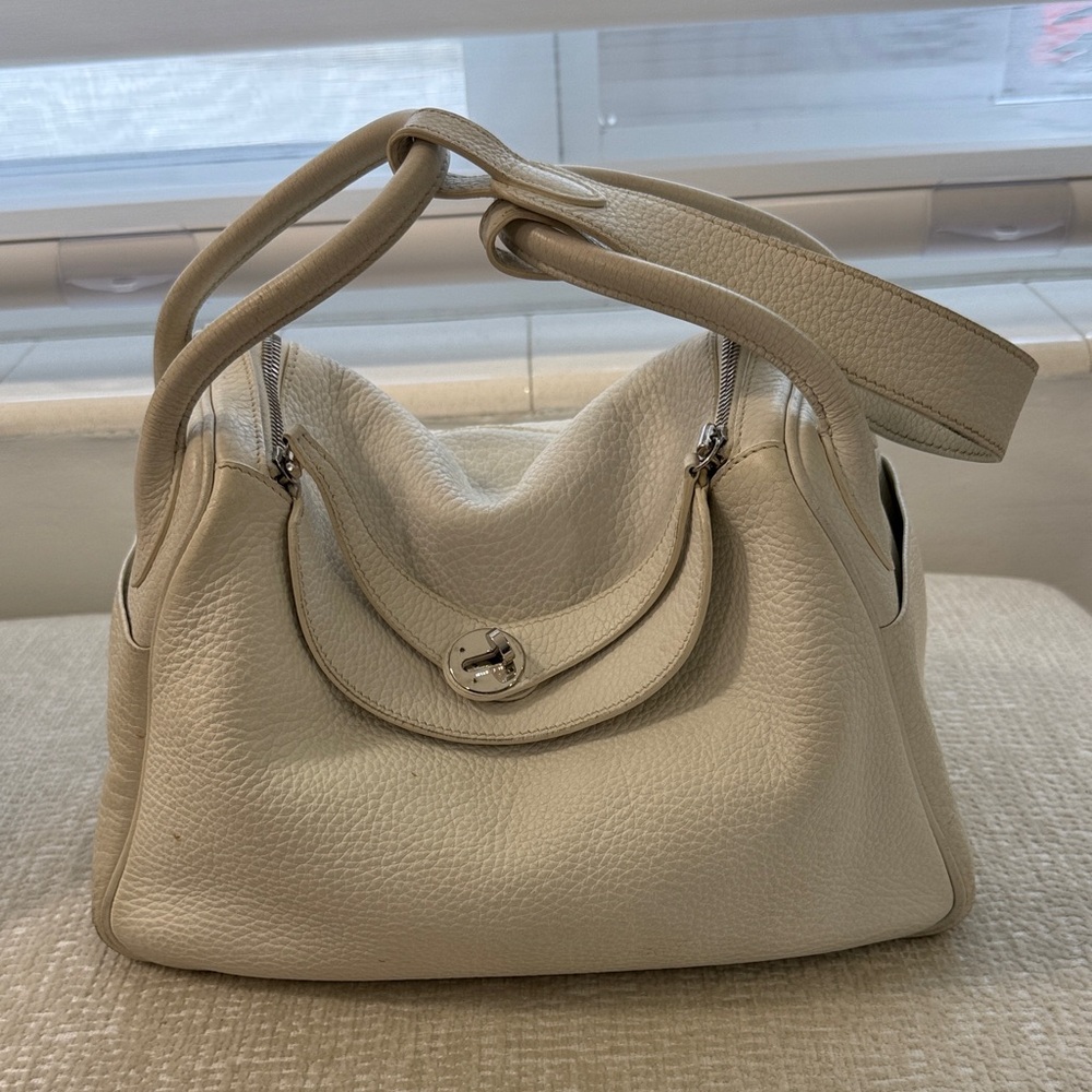 Hermes Clemence Lindy Shoulder Bag